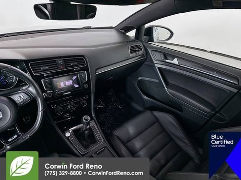 Used 2017 Volkswagen Golf R 4-Door image 27