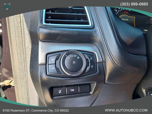 Used 2019 Ford Explorer Platinum AWD/4WD image 26