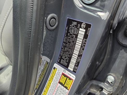 Used 2025 Toyota Camry SE FWD image 17