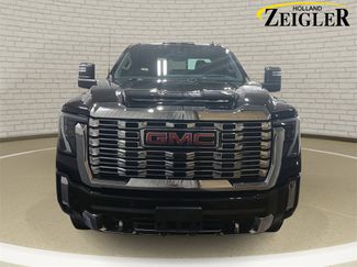 Used 2024 GMC Sierra 3500 Denali w/ Denali Reserve Package video 2