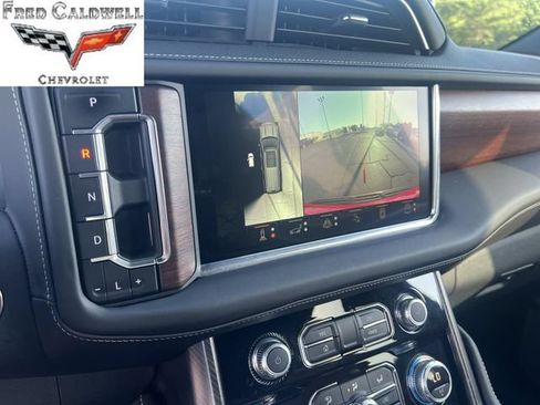 Used 2023 GMC Yukon XL Denali Ultimate w/ LPO, Floor Liner Package AWD/4WD image 20