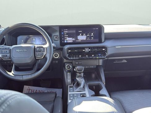 Used 2024 Toyota Land Cruiser image 22