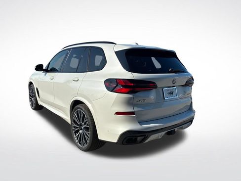 New 2026 BMW X5 xDrive40i w/ M Sport Package AWD/4WD image 5