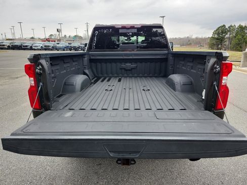 Used 2021 Chevrolet Silverado 2500 LTZ w/ LTZ Premium Package image 12