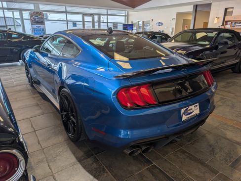 Certified 2021 Ford Mustang Shelby GT500 w/ Technology Package RWD image 3