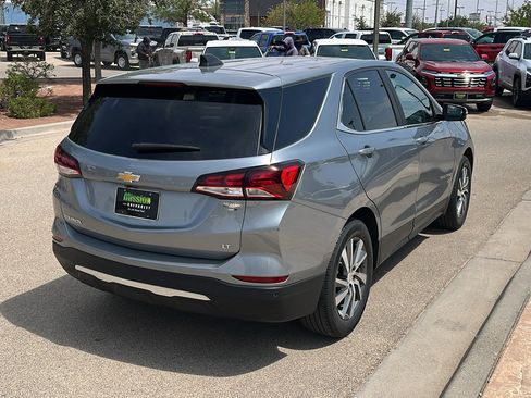 Used 2024 Chevrolet Equinox LT FWD image 8