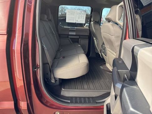 Used 2015 Ford F150 XLT w/ Equipment Group 302A Luxury AWD/4WD image 10