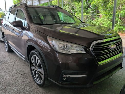 Used 2019 Subaru Ascent Limited w/ Popular Package #3 AWD/4WD image 2