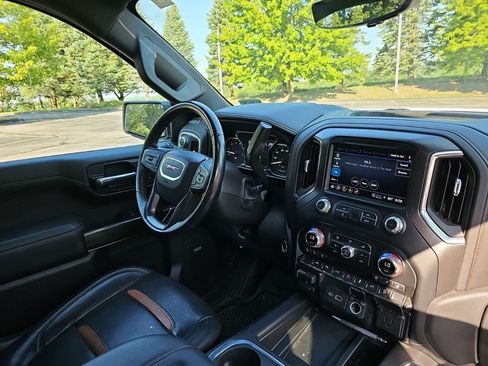 Used 2022 GMC Sierra 1500 AT4 w/ AT4 Premium Package AWD/4WD image 13