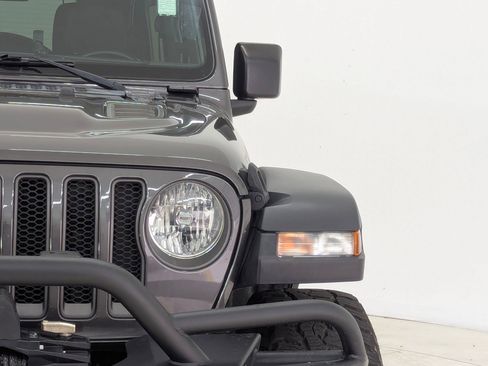 Used 2021 Jeep Wrangler Unlimited Rubicon image 10