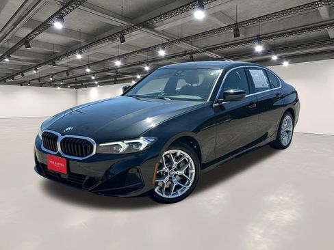 Used 2025 BMW 330i Sedan image 1