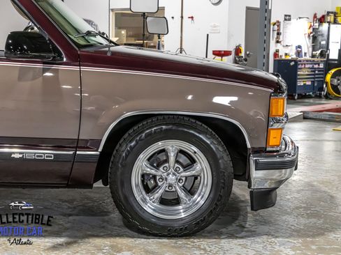 Used 1997 Chevrolet Suburban 2WD w/ Preferred Equipment Group 3 image 27