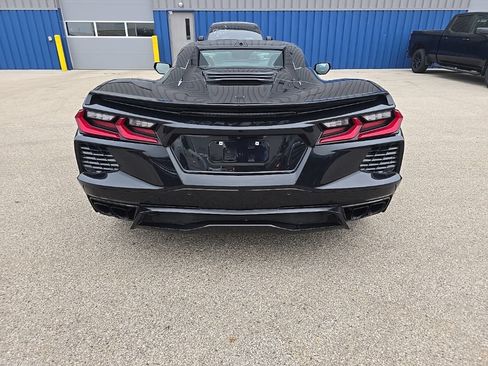 Used 2024 Chevrolet Corvette Stingray Premium Conv w/ Stealth Interior Trim Package RWD image 5