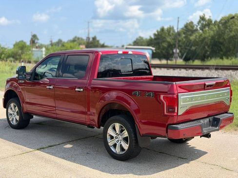 Used 2017 Ford F150 Platinum w/ Equipment Group 701A Luxury AWD/4WD image 3