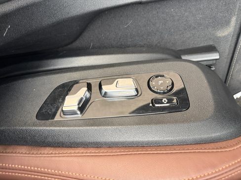 Used 2023 BMW X6 M50i w/ Parking Assistance Package AWD/4WD image 14