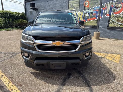 Used 2018 Chevrolet Colorado LT w/ LT Convenience Package AWD/4WD image 2