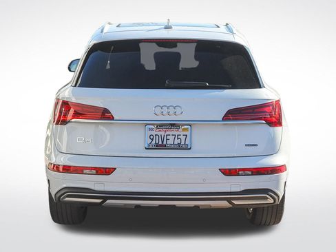 Used 2023 Audi Q5 2.0T Premium w/ Convenience Package image 8