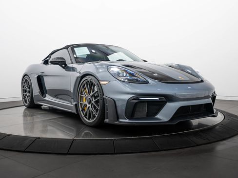 Certified 2024 Porsche 718 Boxster Spyder RS w/ Weissach Package RWD image 40