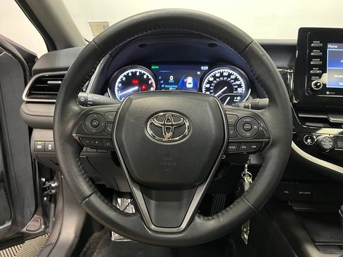 Used 2024 Toyota Camry SE AWD/4WD image 6