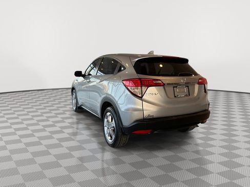 Used 2021 Honda HR-V LX image 8