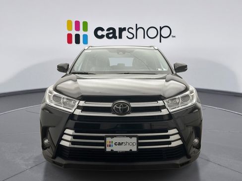 Used 2019 Toyota Highlander XLE AWD/4WD image 8