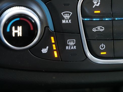 Used 2019 Chevrolet Traverse LT image 28