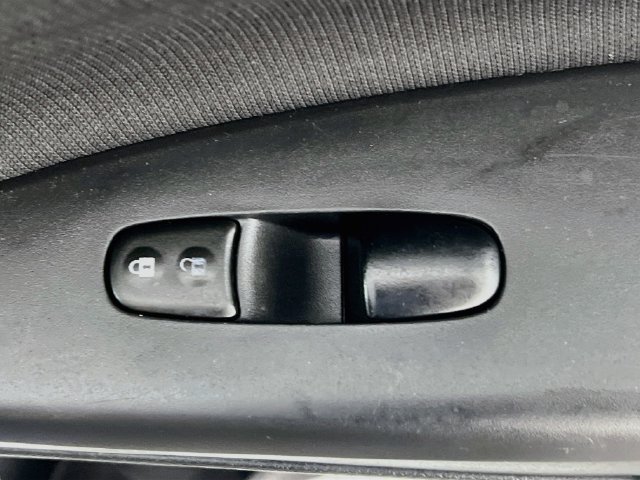 Used 2019 Nissan Sentra SV FWD image 32