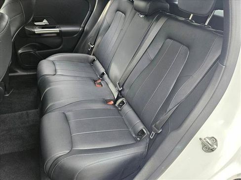 Used 2023 Mercedes-Benz GLA 250 image 15