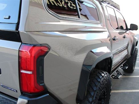 Used 2025 Toyota Tacoma TRD Pro image 42