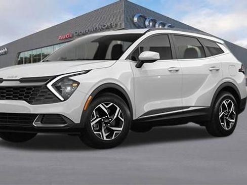 Used 2025 Kia Sportage LX image 1