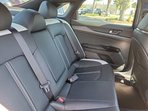 Used 2025 Kia K5 GT-Line image 10