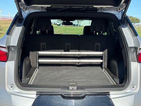 Used 2019 Chevrolet Blazer RS w/ Sun and Wheels Package image 8