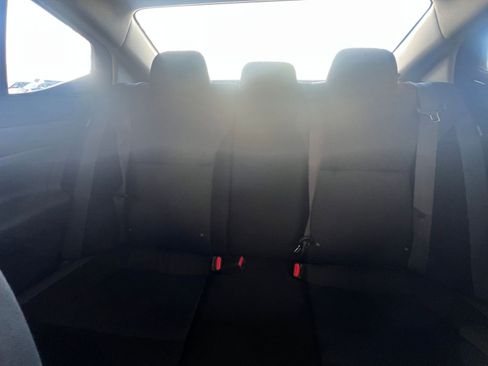 Used 2025 Nissan Versa SV FWD image 38