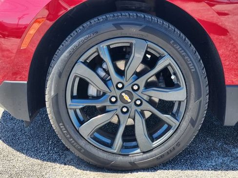 Used 2023 Chevrolet Equinox RS FWD image 10