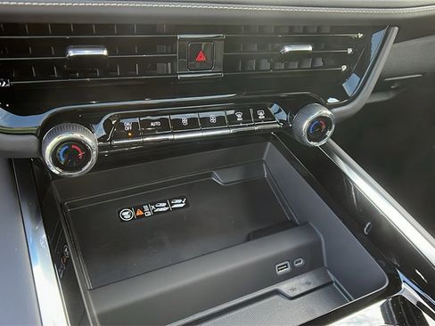 New 2025 Chevrolet Tahoe Premier image 27