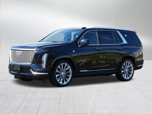 Certified 2026 Cadillac Escalade Luxury w/ LPO, Radiant Package AWD/4WD image 2