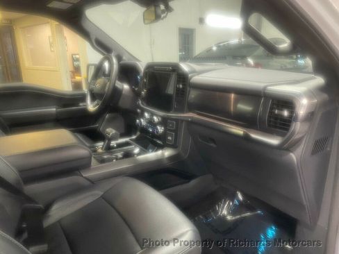 Used 2024 Ford F150 Lariat image 22
