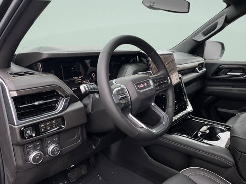 New 2026 GMC Yukon Elevation image 17