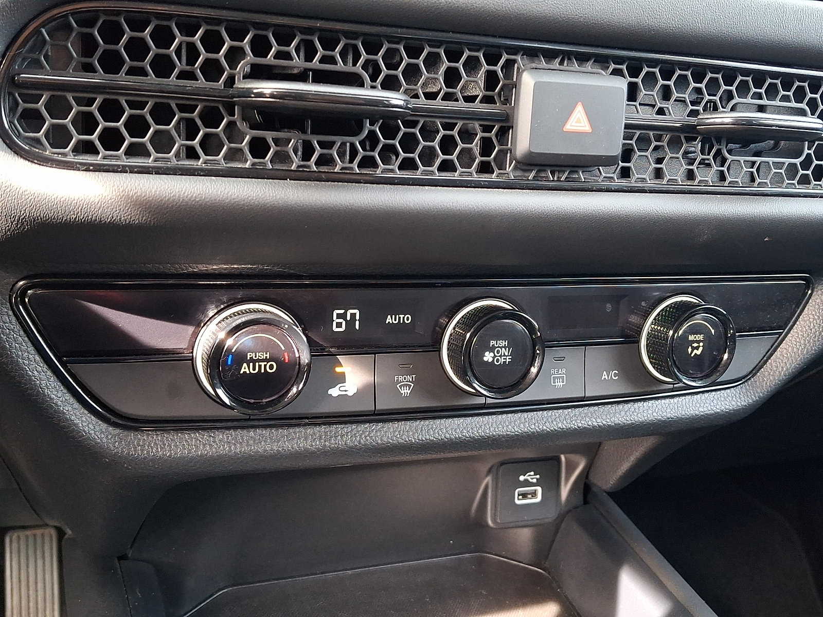 Used 2025 Honda HR-V LX image 15