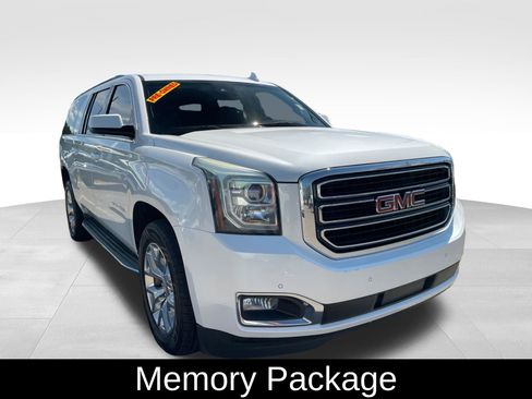 Used 2016 GMC Yukon XL SLT w/ Open Road Package image 3