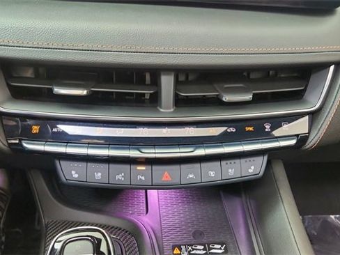 Used 2025 Cadillac CT5 V w/ Technology Package image 47