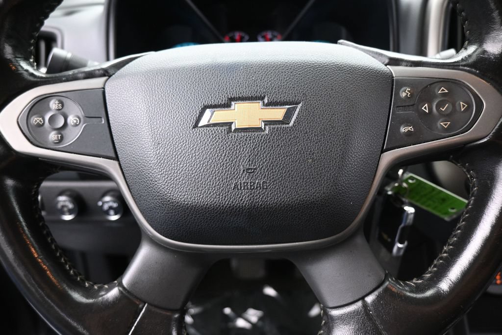 Used 2017 Chevrolet Colorado Z71 AWD/4WD image 35