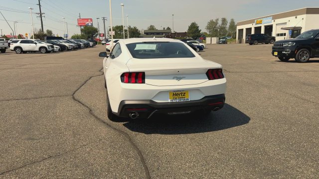 Used 2026 Ford Mustang Premium RWD image 7
