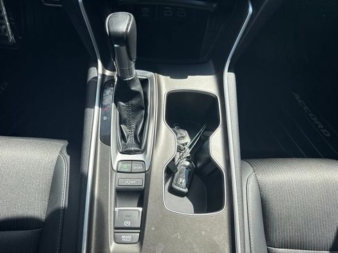 Used 2022 Honda Accord Sport image 16
