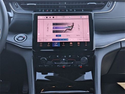 New 2025 Jeep Grand Cherokee Overland w/ Trailer Tow Package image 17