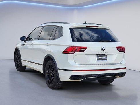 Used 2022 Volkswagen Tiguan SE R-Line FWD image 7