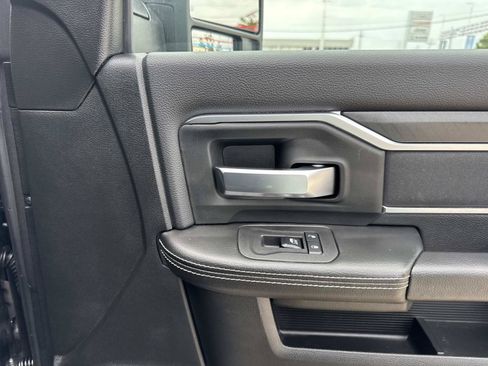 Used 2026 RAM 2500 Big Horn AWD/4WD image 14