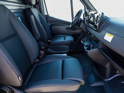 New 2026 Mercedes-Benz Sprinter 2500 image 14