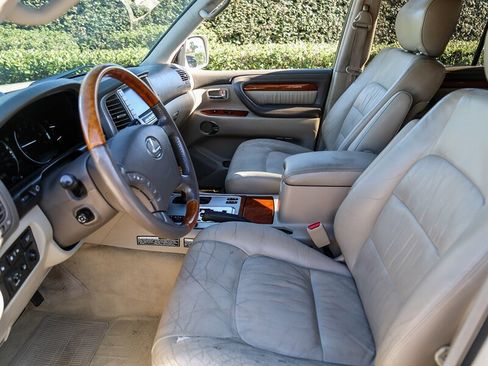 Used 2003 Lexus LX 470 4WD image 29