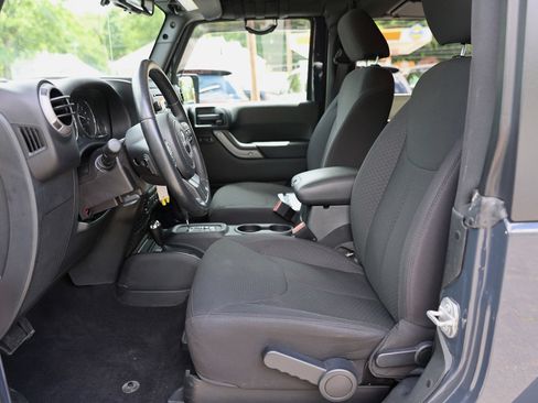 Used 2016 Jeep Wrangler Sport w/ Quick Order Package 24S AWD/4WD image 17